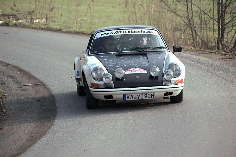 25_Porsche.jpg