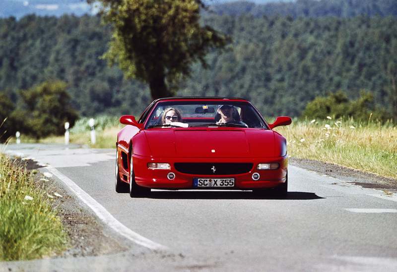 Ferrari1.jpg