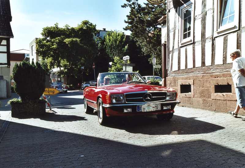 MercedesCabrio2.jpg