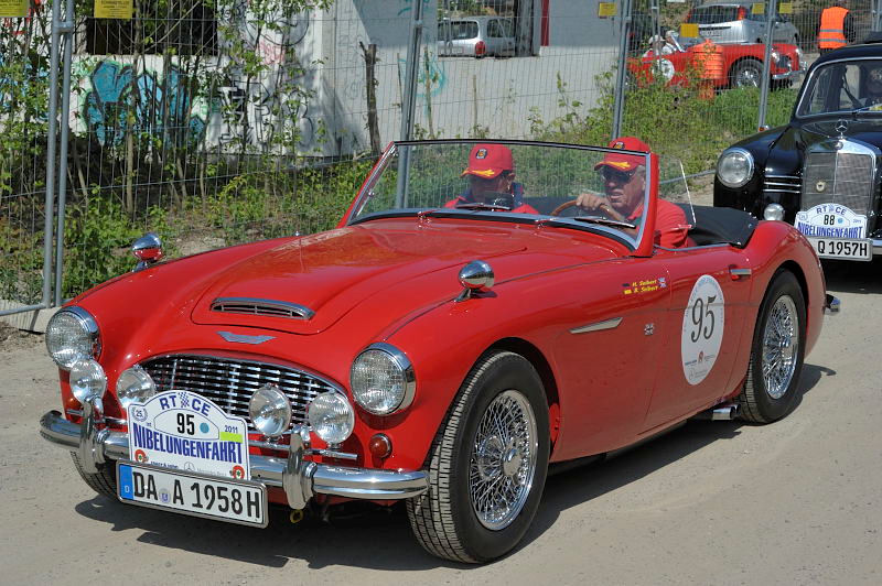 095a_AustinHealey.jpg