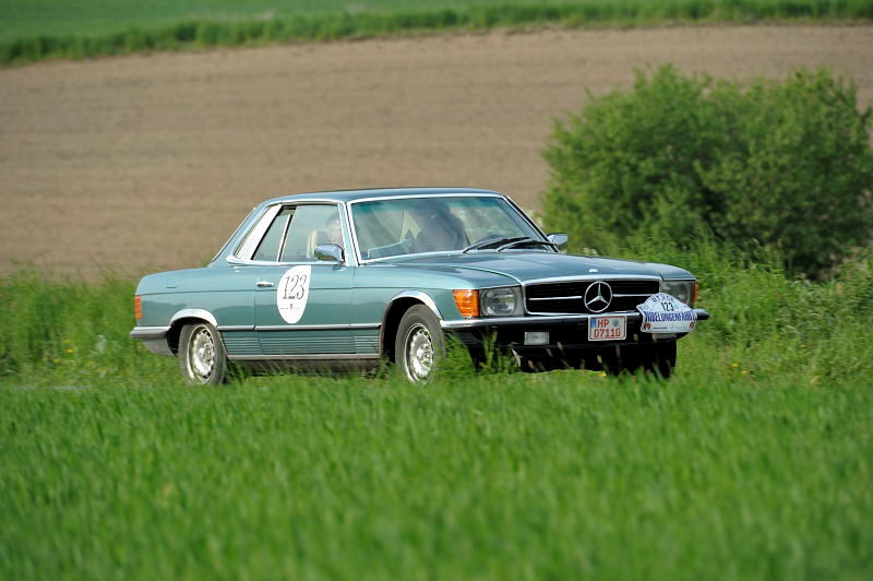 123a_Mercedes.jpg