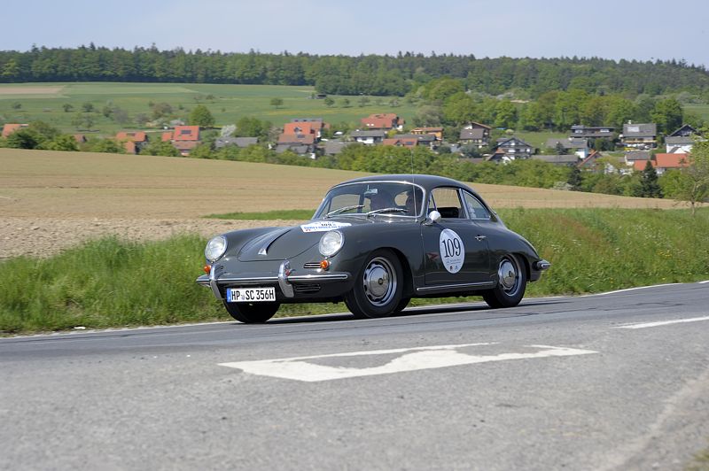 Porsche_109aR.jpg