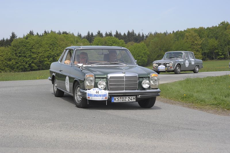 Mercedes_44b.jpg