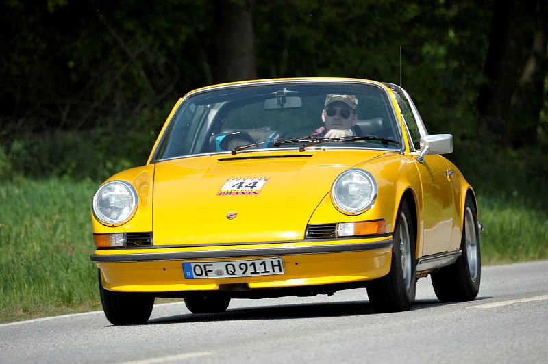 Porsche3a.jpg