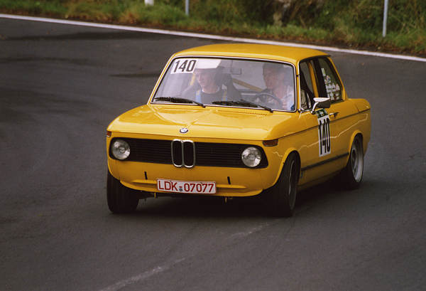 BMW 2002 140