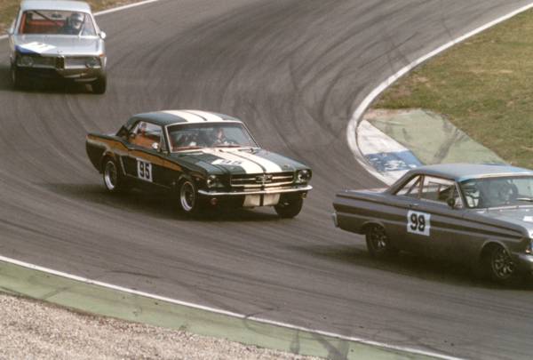 Ford Mustang und Ford Falcon