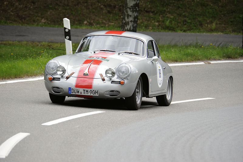 Porsche_86b.jpg