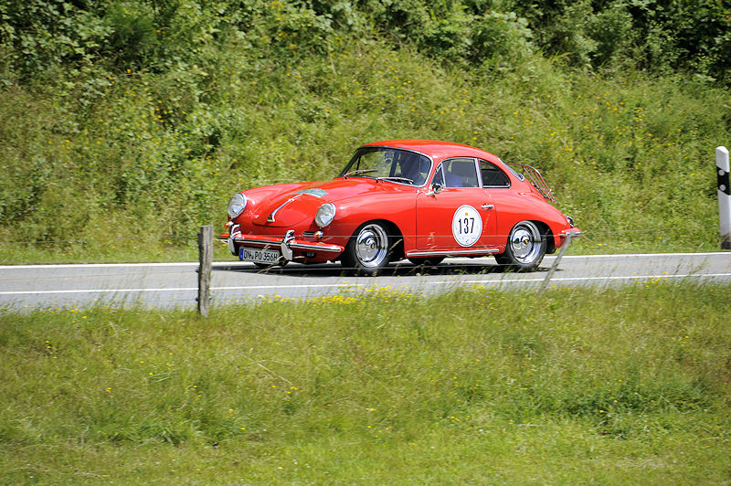 Porsche_137a.jpg