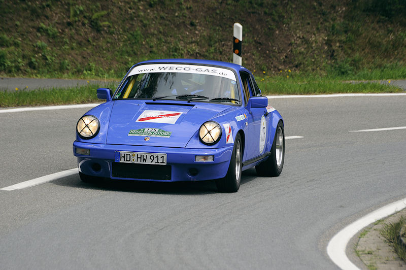 Porsche_175b.jpg