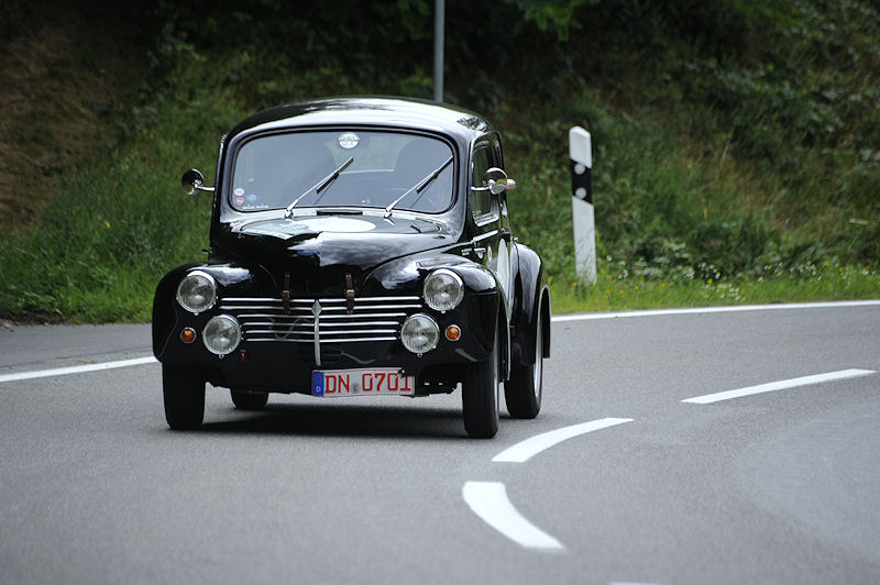 Renault_29b.jpg