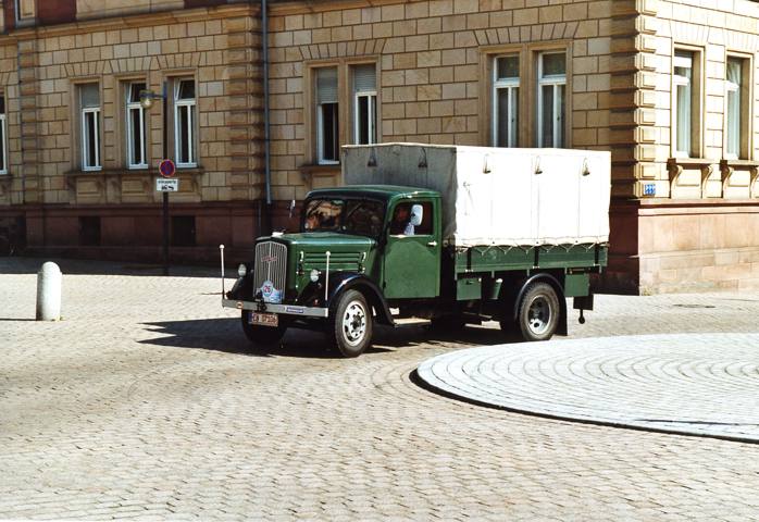 Opel1a.jpg