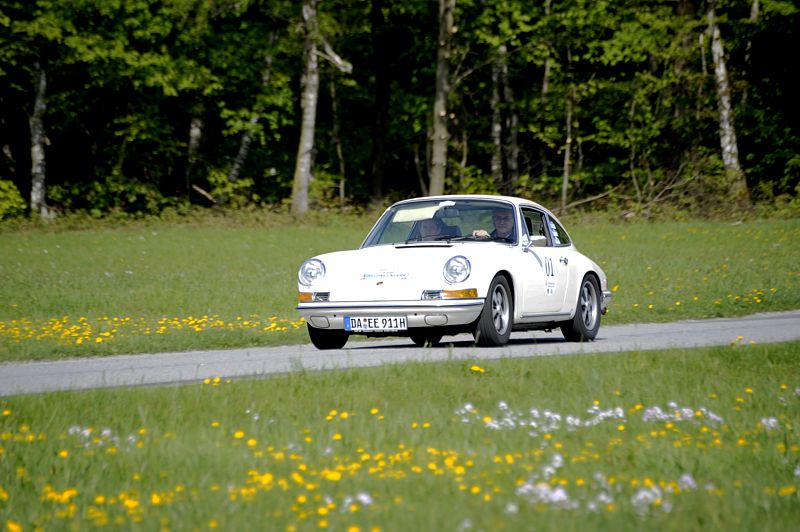 Porsche_01a.jpg
