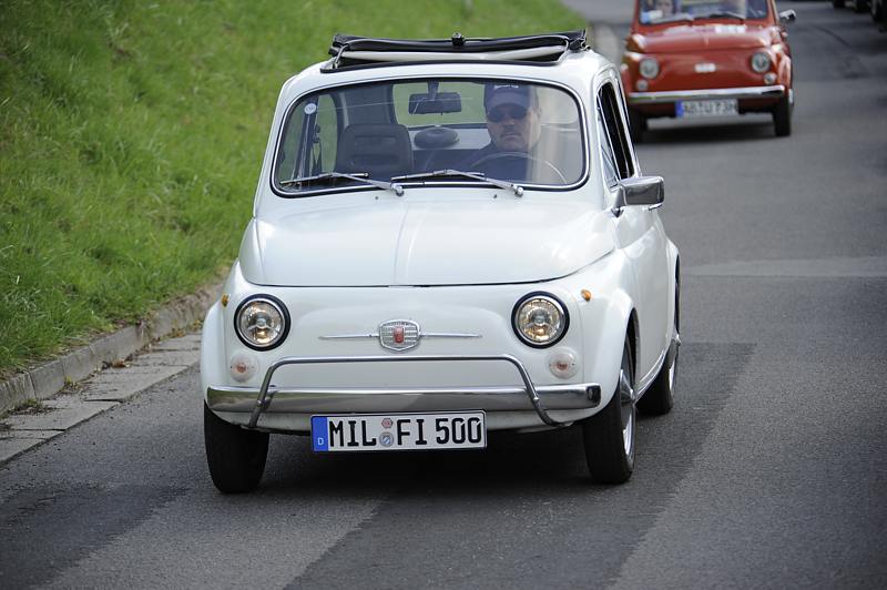 Fiat500_b.jpg