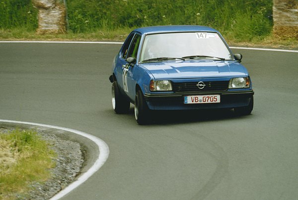 Opel_147.jpg
