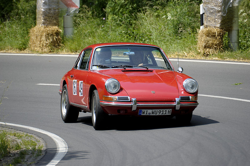 Porsche_49a.jpg