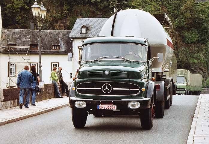 Mercedes18B.jpg